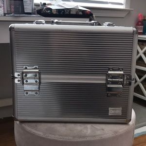 Large Silver Caboodle